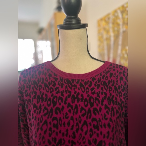 Apt 9. - neon fuchsia leopard cozy sweater - Picture 2 of 10